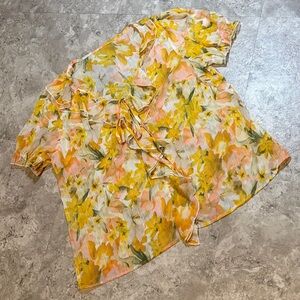 SHEIN Curve Yellow Floral Top Ruffle Chest